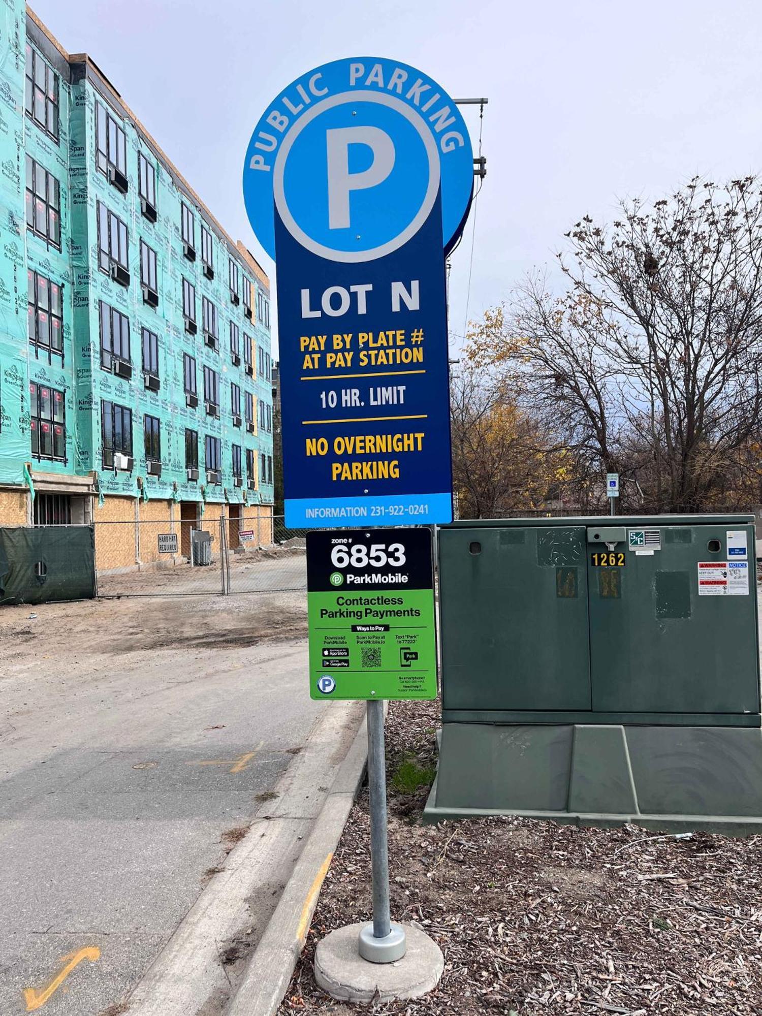 Modern Condo 210 Just Blocks From Lake Michigan トラバーズ・シティ エクステリア 写真